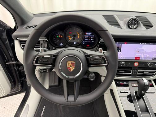 2026 Porsche Macan S