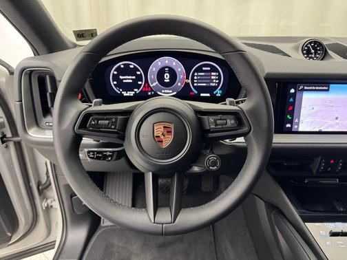 2025 Porsche Cayenne AWD