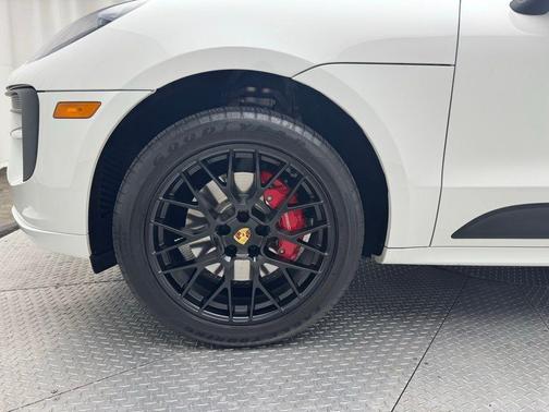 2021 Porsche Macan GTS