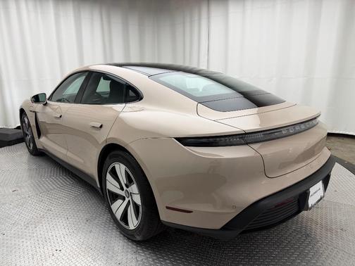 2021 Porsche Taycan 4S
