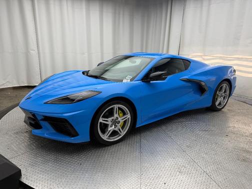 2021 Chevrolet Corvette Stingray w/2LT
