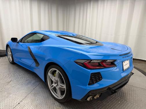 2021 Chevrolet Corvette Stingray w/2LT