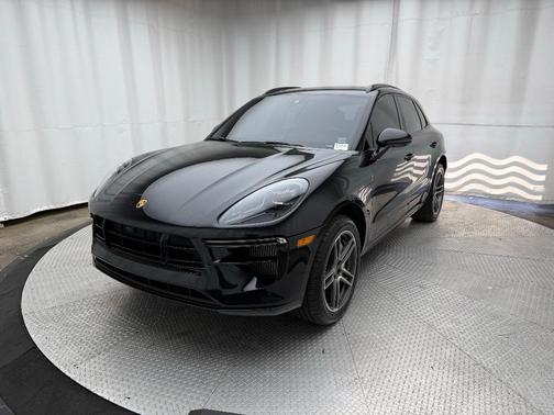 2021 Porsche Macan Turbo