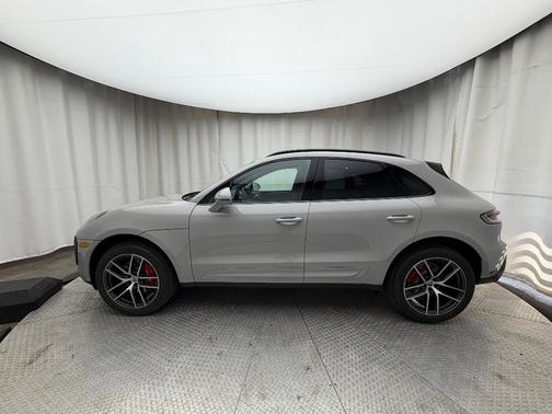 2026 Porsche Macan S