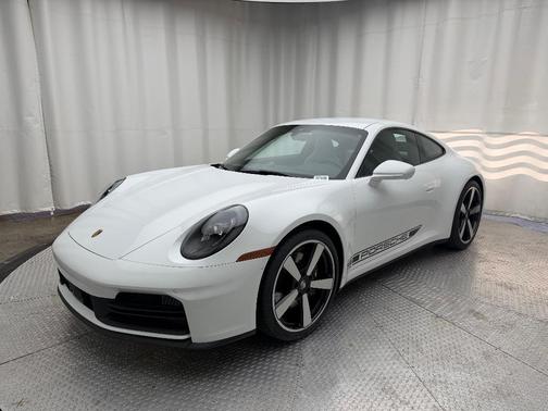 2026 Porsche 911 Carrera