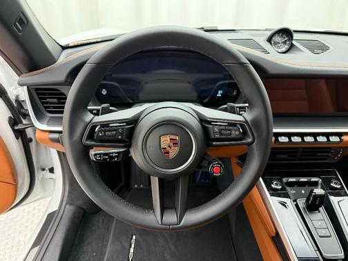 2026 Porsche 911 Carrera
