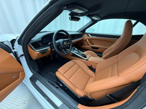 2026 Porsche 911 Carrera