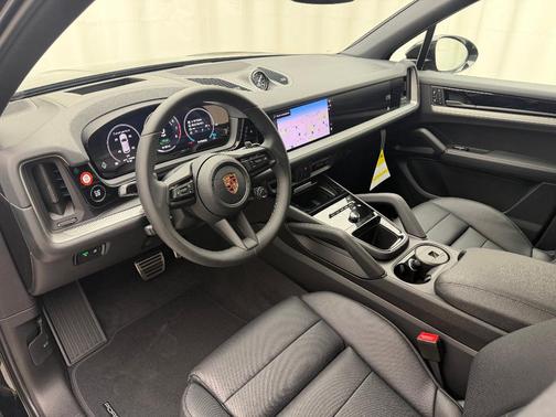 2026 Porsche Cayenne S