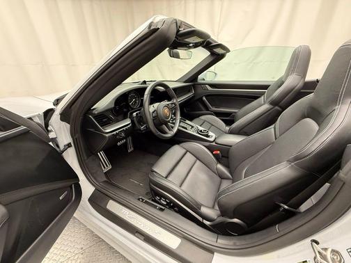 2024 Porsche 911 Carrera S