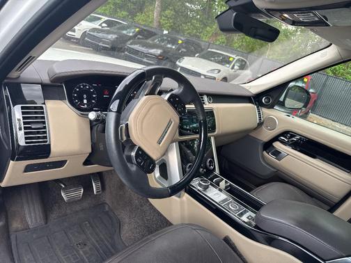 Fuji White 2022 Land Rover Range Rover HSE Westminster