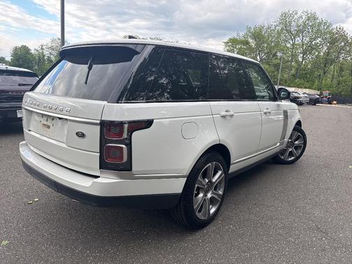 Fuji White 2022 Land Rover Range Rover HSE Westminster