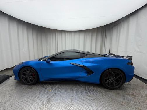 2021 Chevrolet Corvette Stingray w/2LT