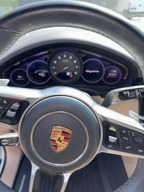 White 2023 Porsche Cayenne