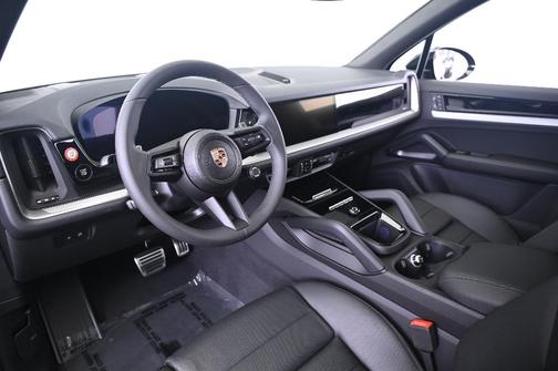 2025 Porsche Cayenne S