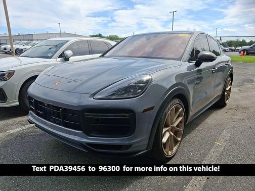 2023 Porsche Cayenne Turbo GT