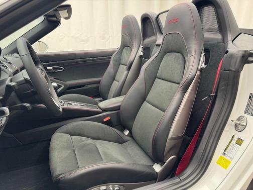 2025 Porsche 718 Boxster GTS 4.0