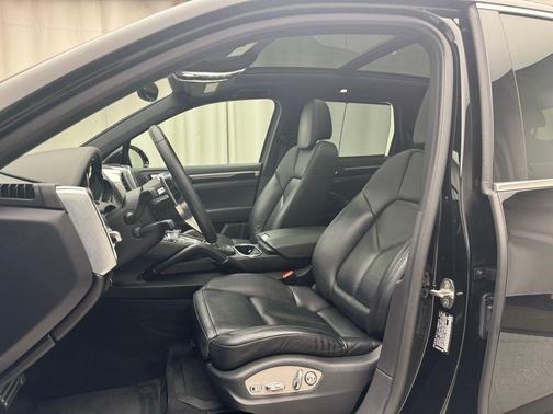 2018 Porsche Cayenne S