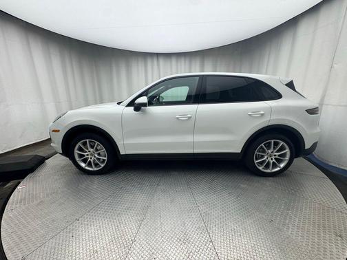 2022 Porsche Cayenne