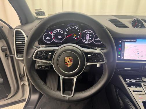 2023 Porsche Cayenne Platinum Edition