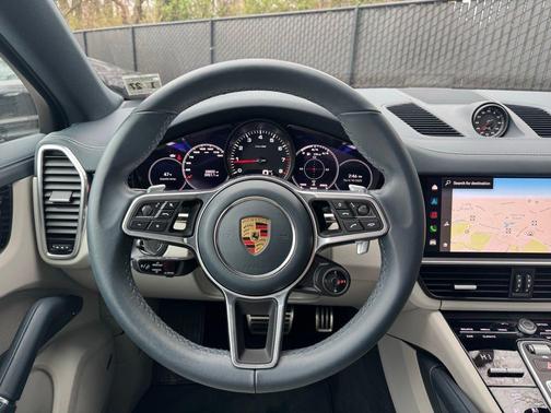 2022 Porsche Cayenne S Coupe AWD