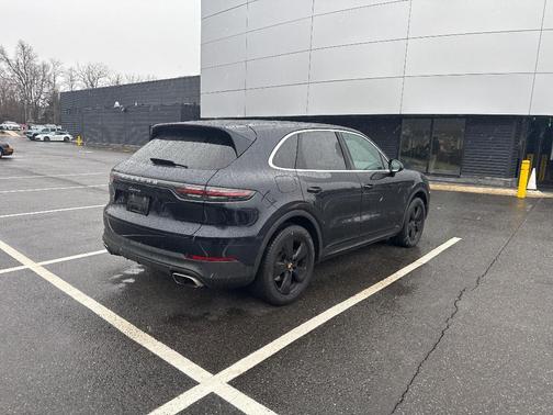 2019 Porsche Cayenne Base