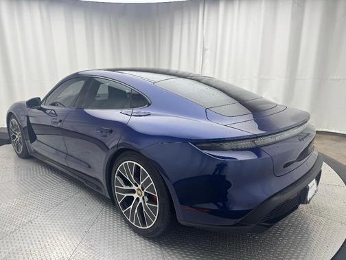 2023 Porsche Taycan GTS