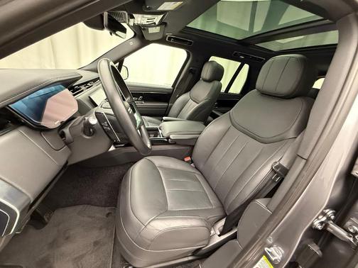 2023 Land Rover Range Rover P400 SE