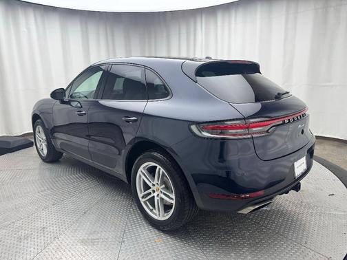 2021 Porsche Macan Base