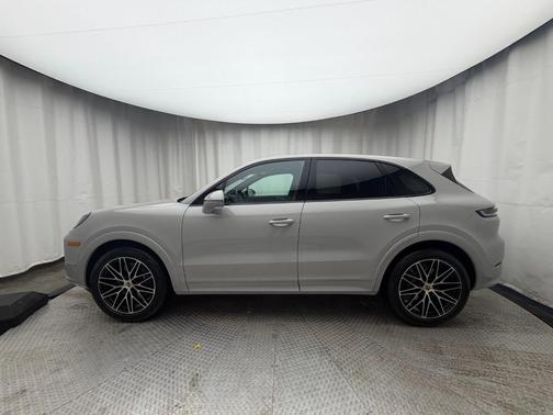 2026 Porsche Cayenne Base
