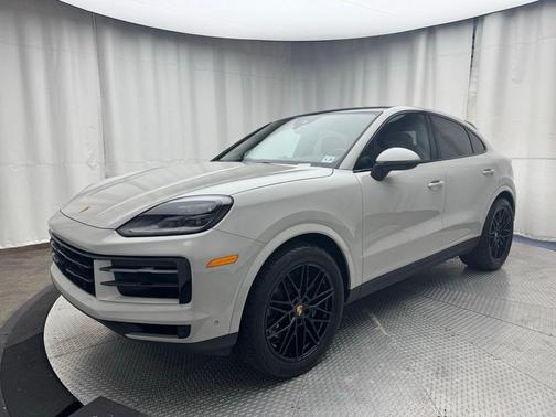 2024 Porsche Cayenne AWD