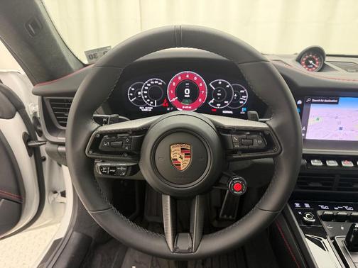 2026 Porsche 911 Carrera GTS