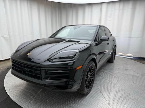 2025 Porsche Cayenne AWD