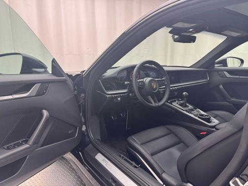 2024 Porsche 911 Carrera 4S