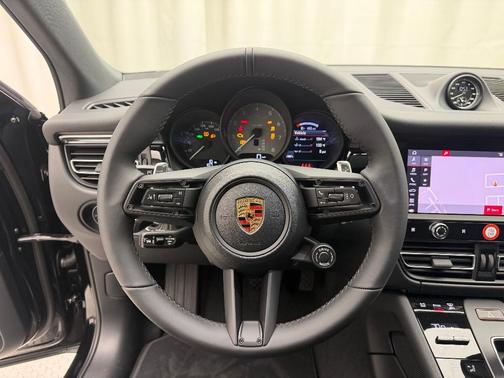 2026 Porsche Macan S