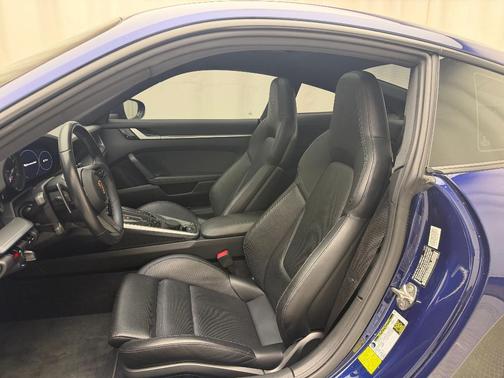 2020 Porsche 911 Carrera 4S