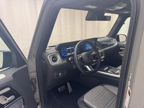 2025 Mercedes-Benz G-Class Base