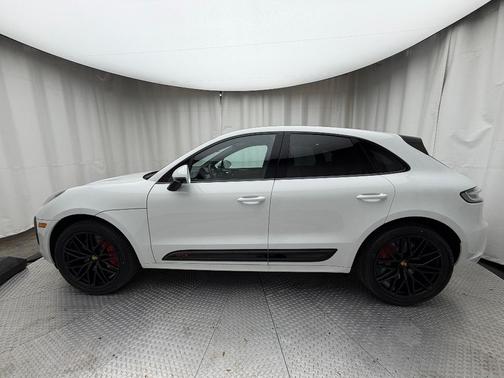 2026 Porsche Macan GTS
