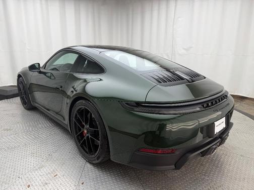 2026 Porsche 911 Carrera GTS