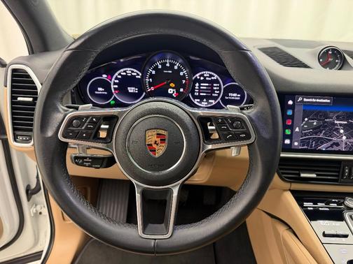 2023 Porsche Cayenne Base (Tiptronic)