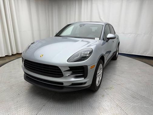 2020 Porsche Macan Base