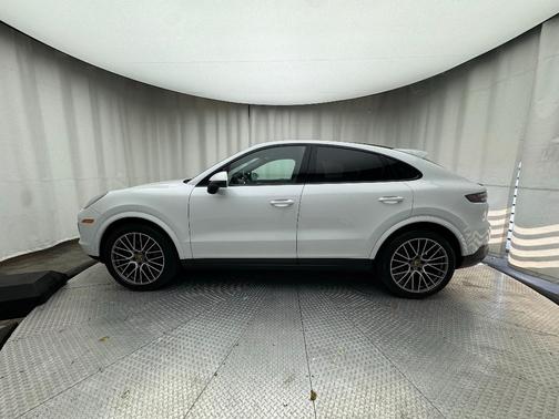 2023 Porsche Cayenne S Coupe AWD