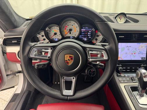 2019 Porsche 911 Carrera S