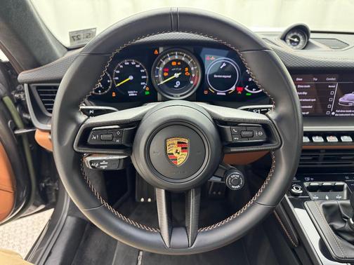 Agate Gray Metallic 2022 Porsche 911 GT3