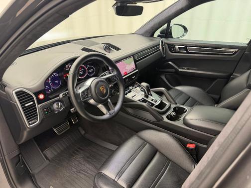 2021 Porsche Cayenne GTS