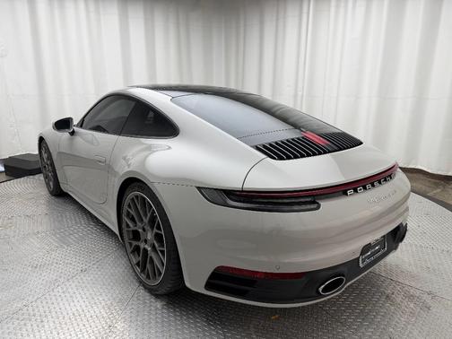 2024 Porsche 911 Carrera 4S