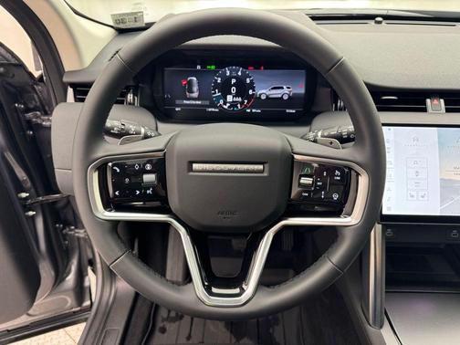 2025 Land Rover Discovery Sport S