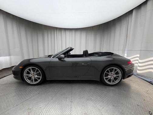 2017 Porsche 911 Carrera