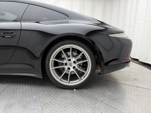 2013 Porsche 911 Carrera