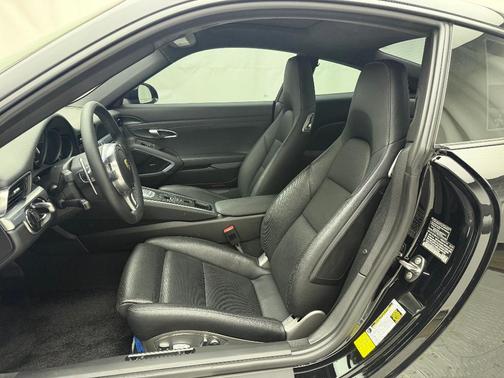 2013 Porsche 911 Carrera