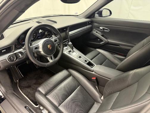 2013 Porsche 911 Carrera